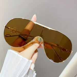 SUN150 Luxury sunglasses